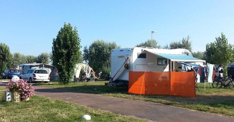 Camping Phare Ouest Saint-Denis-dʼOléron Extérieur photo