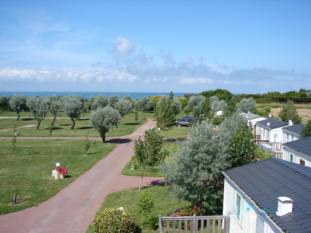 Camping Phare Ouest Saint-Denis-dʼOléron Extérieur photo